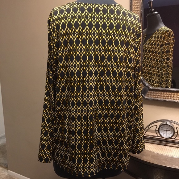 SUSAN GRAVER Liquid Knit Tan Chevron Tunic size XL - Picture 5 of 7